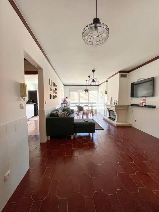 Esplanada-zona Central-perto Praias-estacionamento Gratuito Apartment