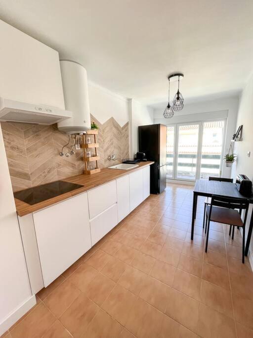 Esplanada-zona Central-perto Praias-estacionamento Gratuito Apartment *