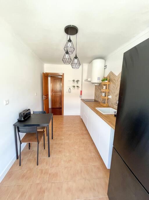 Apartment Esplanada-zona Central-perto Praias-estacionamento Gratuito